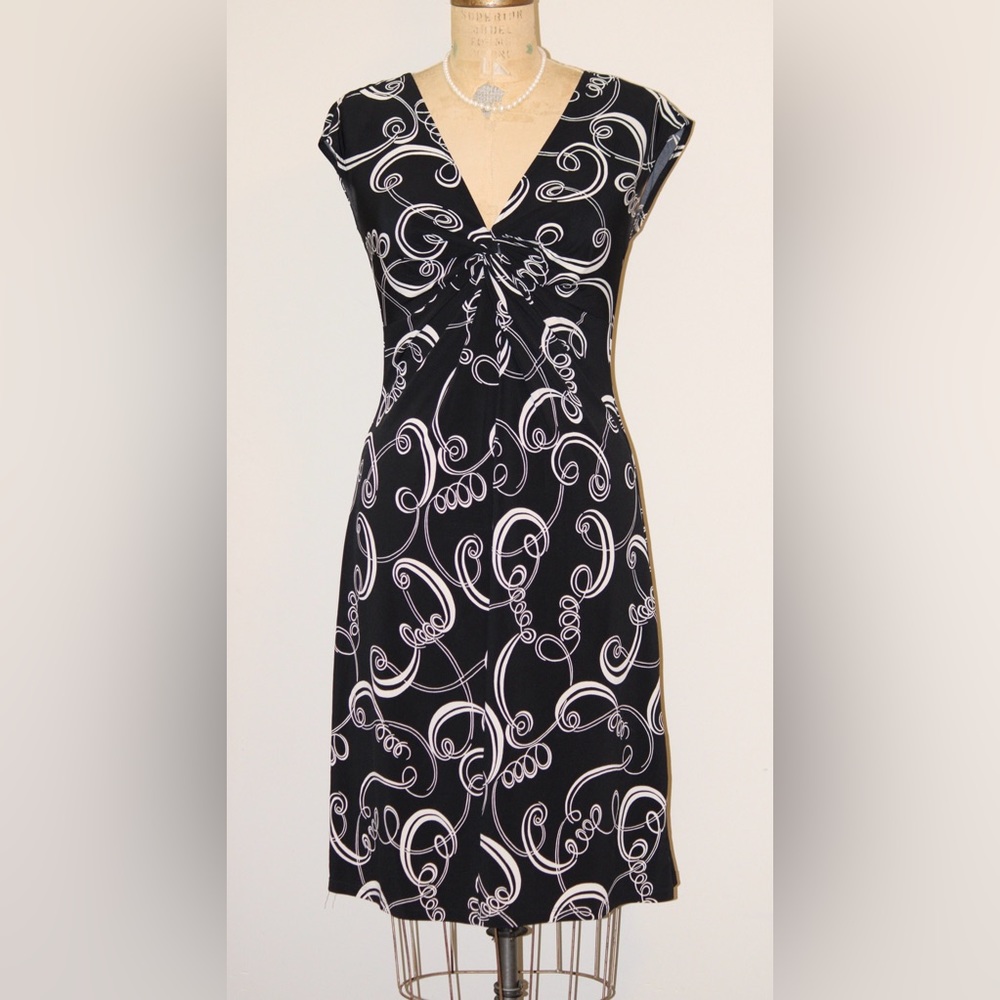 Women’s sleeveless dress - Lady Hathaway - size 10